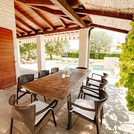 Villa Alma *